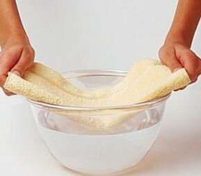 oblozi s metvicom i soli za liječenje gljivica na noktima nogu